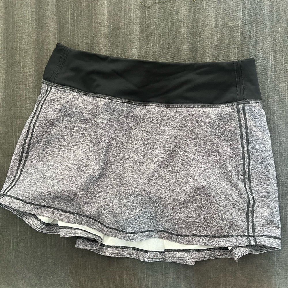 Lululemon Pace Rival skirt sz 4 NWOT